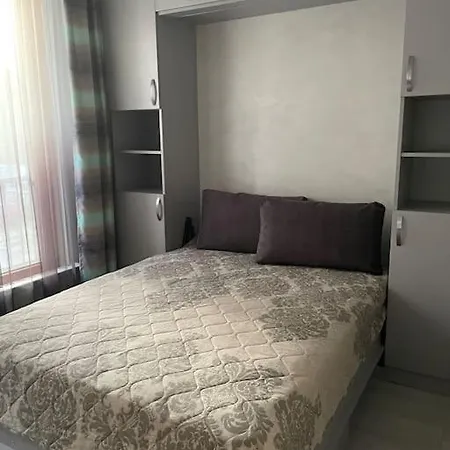 сити парк с паркомясто Apartamento *